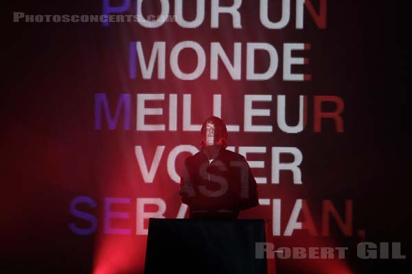 SEBASTIAN - 2011-11-06 - PARIS - La Cigale - 